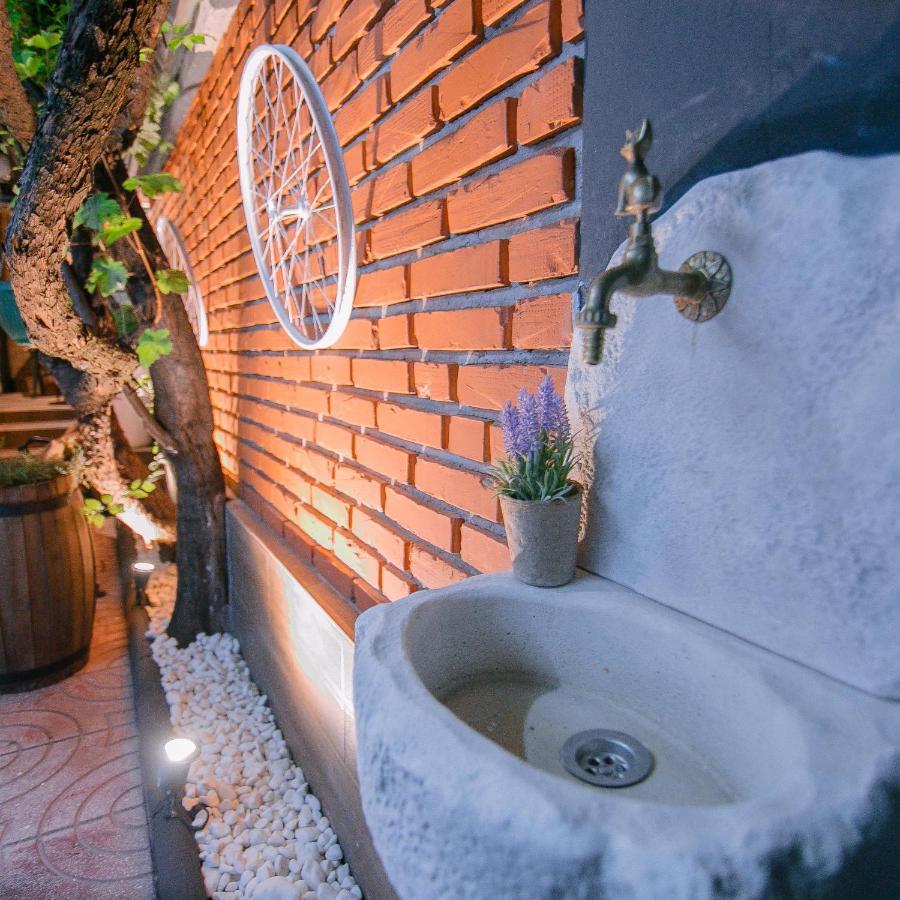 Villa Elezi คอร์เชอ ภายนอก รูปภาพ