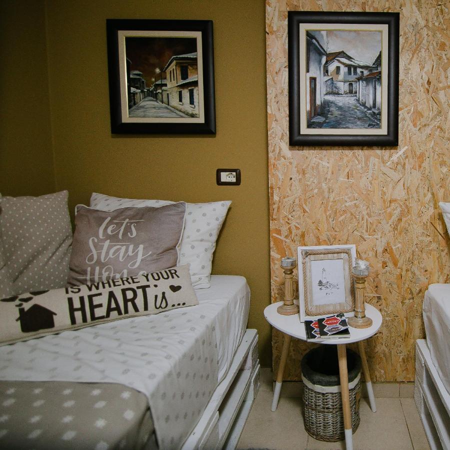 Villa Elezi คอร์เชอ ภายนอก รูปภาพ