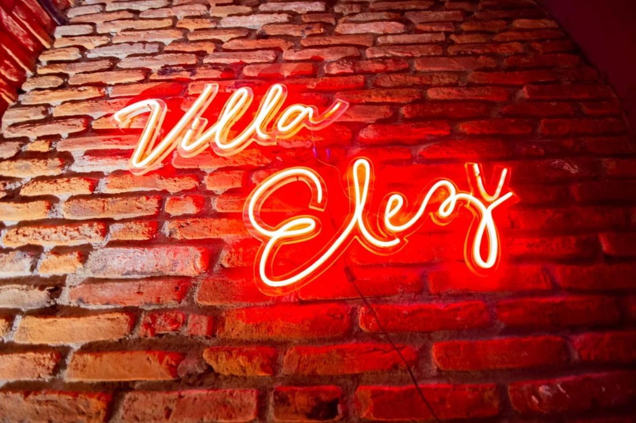 Villa Elezi คอร์เชอ ภายนอก รูปภาพ